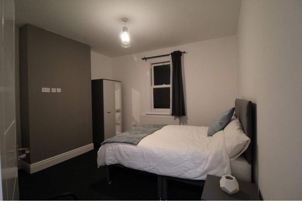 Longford Street, Derby DE1 1LH
